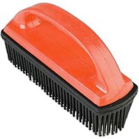 Galop Store Réduction de 22% sur la brosse Horze pour nettoyer la poussière des chevaux