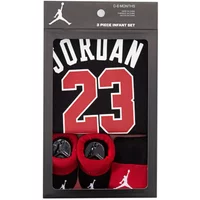 Ensemble chaussettes, t-shirt et bonnet jersey enfant Jordan 23