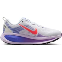 Women's running shoes Nike Vomero 18 image 2