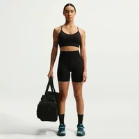 Seamless Sports bra for women Nike Pro image 2