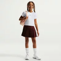Slim Fit Ribbed Cropped T-Shirt for Girls Nike image 2