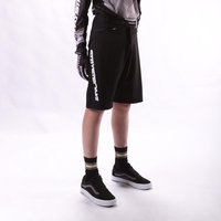 Velo Store - UK Short Stay Strong V2 race | Extra 10% off with Subscription, Postage £16.79 to UK Fedex.