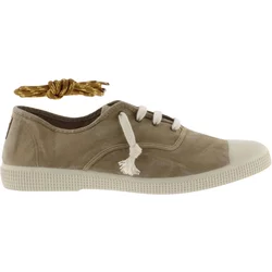 Worn Canvas Trainers Victoria 110 Drec/Pulsera