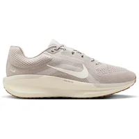 Running shoes Nike Winflo 11