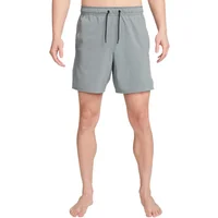 Short corti in tessuto Nike Dri-FIT Unlimited 7 " Ul