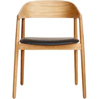 Andersen Furniture Andersen Furniture - AC2 Stuhl, Eiche matt lackiert / Leder schwarz
