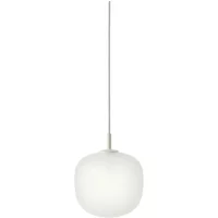 Muuto Muuto - Rime Pendelleuchte Ø 18 cm, opal / weiß