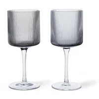 Ferm Living Ferm Living - Ripple Weißweinglas, smoked grey (2er-Set)