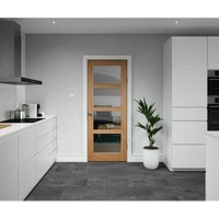 Shaker 4 Panel Oak Glazed Clr 1981 X 762mm Shaker 4 Panel Oak Glazed Clr 1981 X 762mm