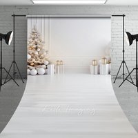 Aperturee All White Christmas Room Sweep Backdrop, Minimalist and Modern with Gold Ornaments, Elegant Holiday Floor Drop, 5x7ft (WxH)