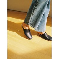 T032 Tear Mule Navy