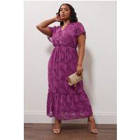 Yours London Yours London Damen Yours – Gerüschtes Kleid in Lila aus Ausbrennerstoff mit Jacquardmuster in Größe 48 | Polyester