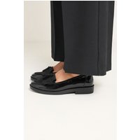 Yours Yours Damen Loafer in Schwarz aus Lederimitat mit Fransen und Quasten in Weiter E-Passform in Größe 42EEE | Synthetik