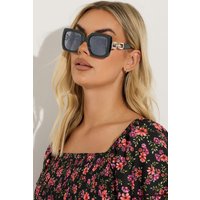 Yours Yours Damen StatementSonnenbrille in Schwarz mit Kettendesignsize | Plastik