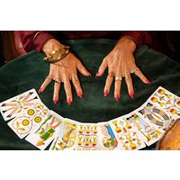 Mastering the Tarot Suits and Spreads