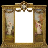 Casa Padrino Luxus Barock Wandspiegel Gold 152,5 cm x 146,4 cm - Goldener Spiegel mit Blumen Ornamenten - Rechts und Links mit Barock Gemälden Spiegel