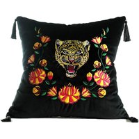 Casa Padrino Luxus Deko Kissen mit Troddeln Tiger Schwarz / Mehrfarbig 45 x 45 cm - Feinster Samtstoff - Luxus Qualität