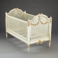 Casa Padrino Luxus Barock Baby Bett Louis XVI Antik WeiØ/Gold