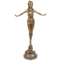 Casa Padrino Luxus Bronze Figur Frauenfigur auf Natursteinsockel - Art Deco Skulptur