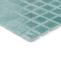 50% Rabatt auf Glasmosaik Bruma in GrünAqua bei Ceramic Connection