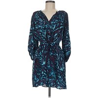 Tucker Casual Dress - Wrap: Teal Print Pattern Dresses - Used