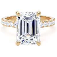 18ct Yellow Gold 4.25cttw Emerald Cut Lab Grown Diamond Set Shoulder Solitaire Engagement Ring - Ring Size V.5
