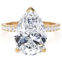 18ct Yellow Gold 4.25cttw Pear Cut Lab Grown Diamond Set Shoulder Solitaire Engagement Ring - Ring Size J