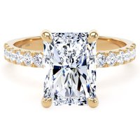 18ct Yellow Gold 4.25cttw Radiant Cut Lab Grown Diamond Set Shoulder Solitaire Engagement Ring - Ring Size U