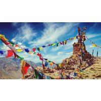 Rundreisen Nepal: Abenteuer zwischen Bergpfaden und Dschungelpfaden