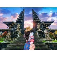 13 Tage Rundreisen Indonesien – Bali: Kulturelle Schätze und tropische Landschaften 13 Tage Rundreisen Indonesien – Bali: Kulturelle Schätze und tropische Landschaften