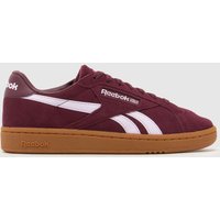 Reebok Club C Grounds Trainers in Burgundy Reebok Club C Grounds Trainers in Burgundy