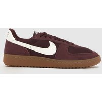 Nike Field General Trainers in Burgundy Nike Field General Trainers in Burgundy