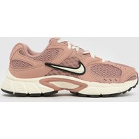 Nike V5 RNR Trainers in Pale Pink Nike V5 RNR Trainers in Pale Pink