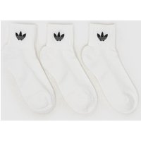 adidas Originals Kids Ankle Socks 3 Pack in White & Black, Size: 2-3.5 adidas Originals Kids Ankle Socks 3 Pack in White & Black, Size: 2-3.5