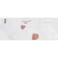 Nike Everyday Ankle Socks 3 Pack in White & Pink, Fabric, Size: 5-8 Nike Everyday Ankle Socks 3 Pack in White & Pink, Fabric, Size: 5-8