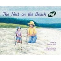 PM Green: The Nest on the Beach (PM Plus Storybooks) Level 14