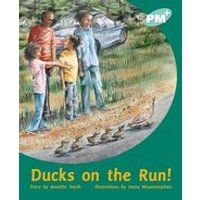 PM Turquoise: Ducks on the Run! (PM Plus Storybooks) Level 17