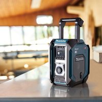 Makita MR007GZ 40V/18V/12V DAB/DAB+ Job Site Radio with Bluetooth XGT/LXT/CXT Li-ion (Bare Unit) Makita MR007GZ 40V/18V/12V DAB/DAB+ Job Site Radio with Bluetooth XGT/LXT/CXT Li-ion (Bare Unit)