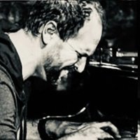 Enrique Oliver + Among3