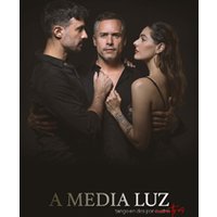A Media Luz