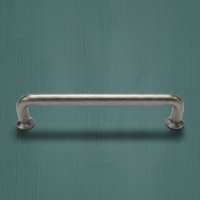 Layon Cabinet Handle in Matt Brushed Brass, Antique Pewter and Deep Antique Brass Finish