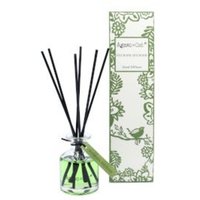140ml Reed Diffuser - Rhubarb Rhubarb, Apple, Pear, Raspberry Fragrance