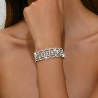 Unisex New Fashion Bridal Rhinestone Hollow Bracelet Bracelet Shiny Luxury Ladies Bracelet Accessories
