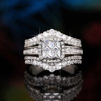 Cao Shi's New Zircon Simulation Double Layered 2-in-1 Super Sparkling Women's Square Spliced Crown Ring