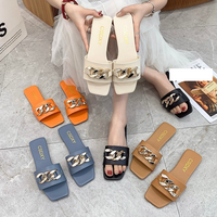 Women's new flat flip flops women wear fashion metal buckle retro ins tide
