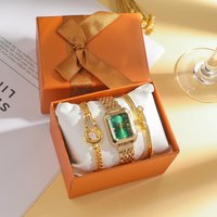 Women’s Watch And Jewelry Set Women’s Vintage Steel Band Watch Fashion Quartz Watch Bracelet Gift Set