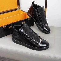 Trendy Brand Genuine Leather Casual European High End Sports Board Shoes Fashionable Bread Shoes
