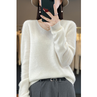 Clothing autumn winter warm inner wear bottoming shirt V neck first line ready made sweater sweetheart neck knitted top