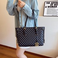 Vintage Inspired Tote Bag – Elegant Work & Casual Shoulder Bag 