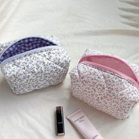 Floral small fresh travel toiletry bag floral quilted fluffy cosmetics storage bag women's skin care product zipper bag
